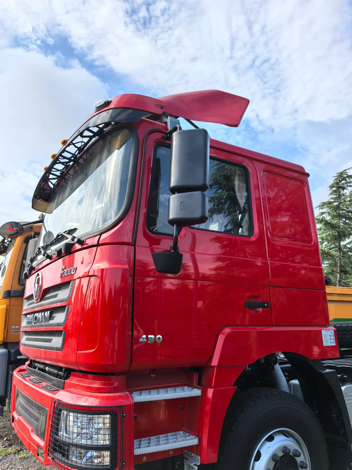 F3000